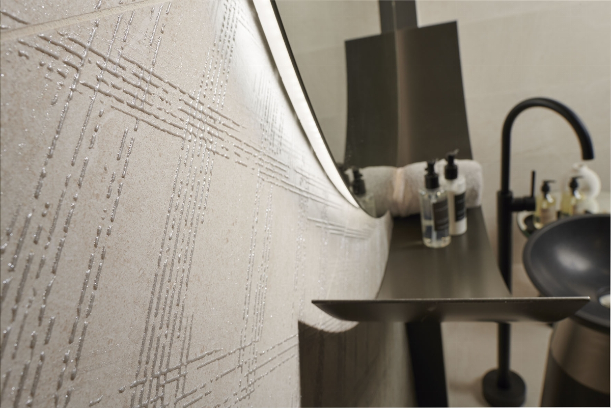 Détail de salle de bains contemporaine Sunstone