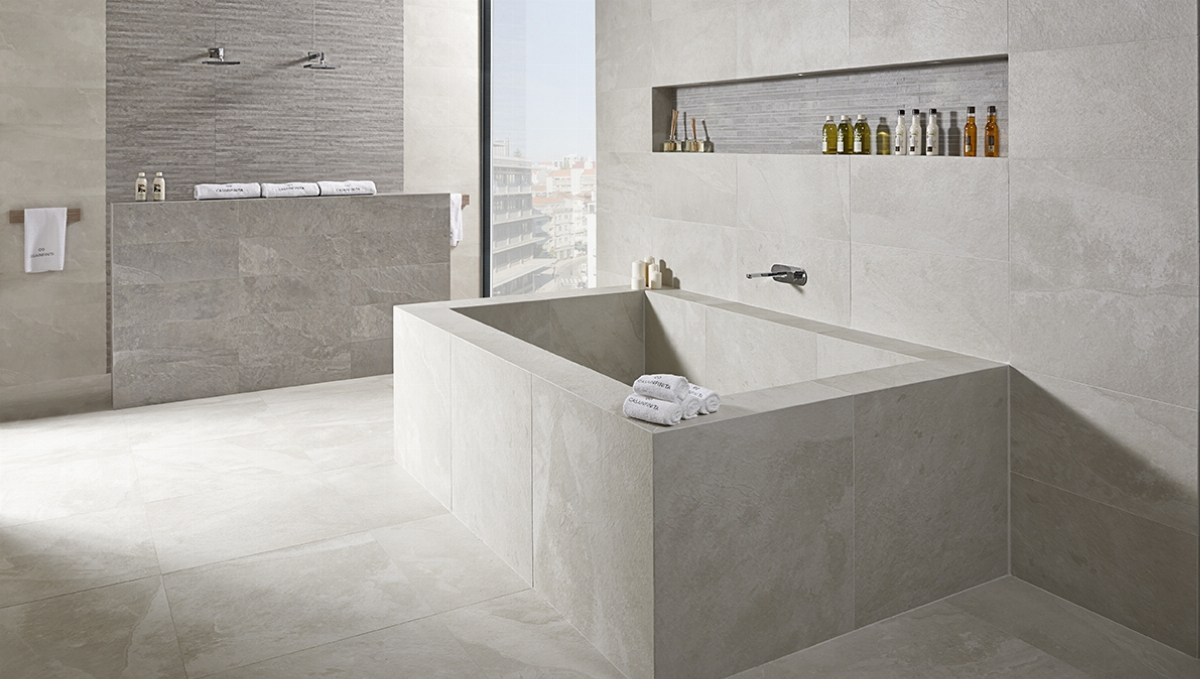 Salle de bains minimaliste Terranova Gris